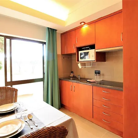 Cosy 3 With Pool By Homing *