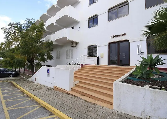 Cosy 3 With Pool By Homing *